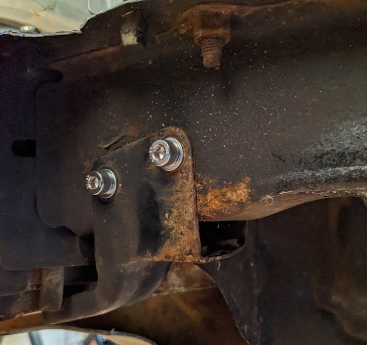 crusty rear bracket